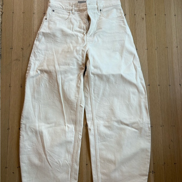 Everlane Way High Curve Jean in Ecru 27R - Picture 3 of 4